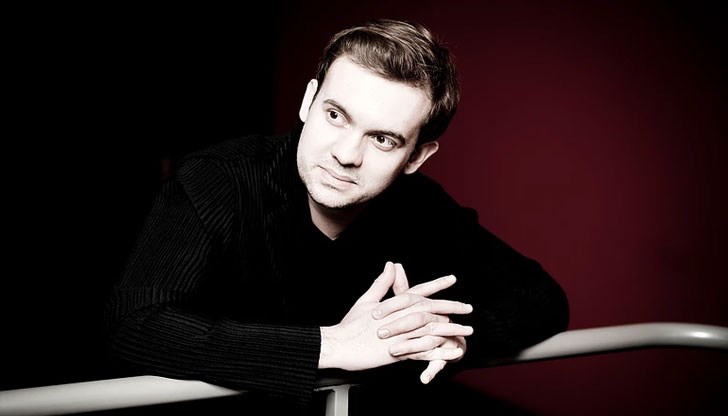 Евгени Божанов е един от любимците на фестивалната публика