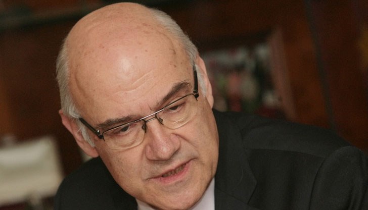 Няма никакви основания и притеснения за повишаване на цените, успокои шефът на регулатора