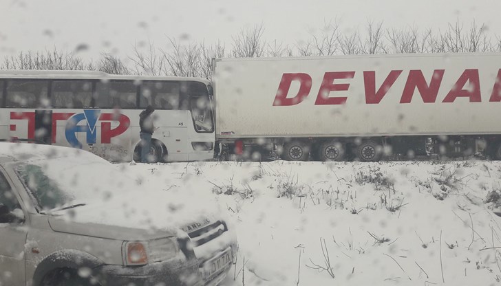 Пътници от автобуса разказват за инцидента