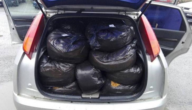 Красимир се снабдил с 20 килограма тютюн за пушене на изгодна цена / Снимката е илюстративна