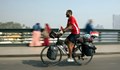 Фен потегли от Кайро към Русия с колело заради световното