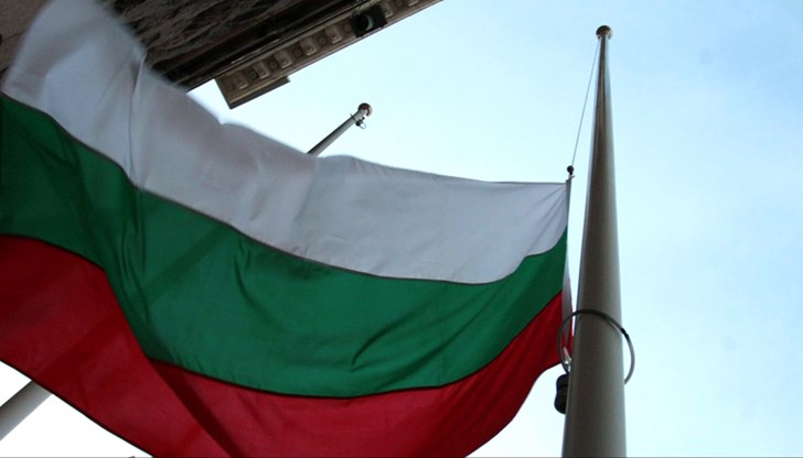 Обявиха 14 април за ден на траур в памет на жертвите от тежката катастрофа на магистрала „Тракия“ Обявиха 14 април за ден на траур в памет на жертвите от тежката катастрофа на магистрала „Тракия“