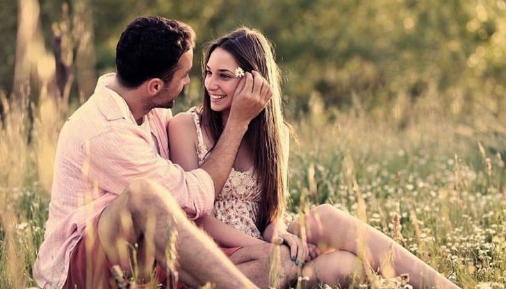 За някои май може да се окаже месец на закачки, за други да затвърди старата любов, а за трети да донесе съдбоносна нова среща