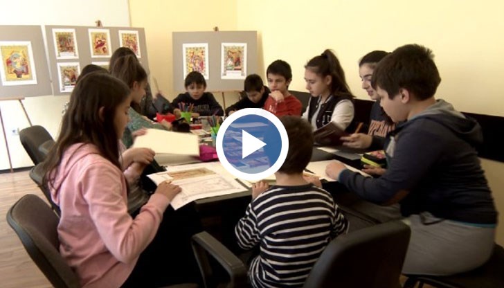 За творческата работилница помогна свещеник от Софийската митрополия