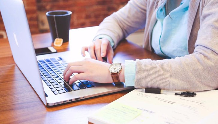 Това ще става чрез Персонален идентификационен код (ПИК) на НАП Това ще става чрез Персонален идентификационен код (ПИК) на НАП