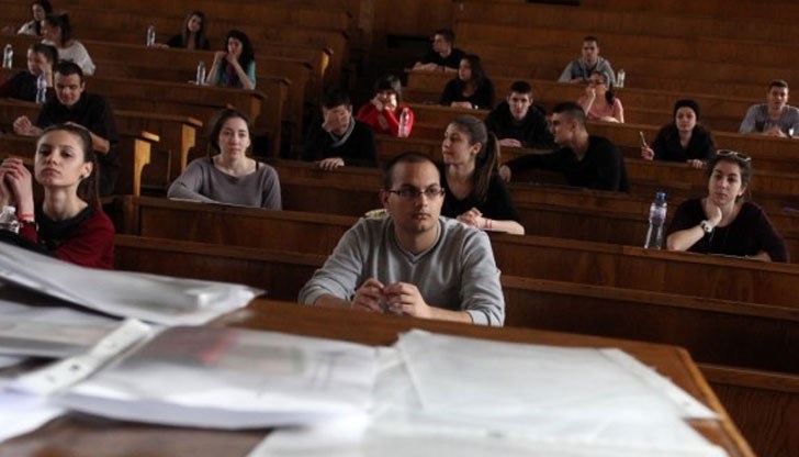 С изпит по история на България продължава първата кандидатстудентска сесия на Софийския университет