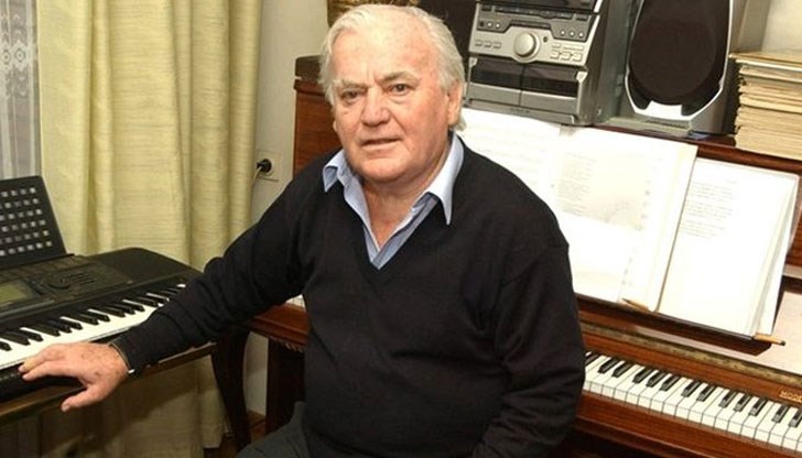 Със смъртта на Тончо Русев българската попмузика загуби един уникален мелодик, композитор и човек, коментира певицата