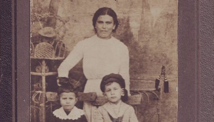 Уникална снимка показва посетители на тарлата през 1920 година