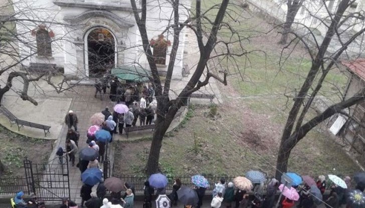 Върбовите клонки обаче са кът заради наводненията