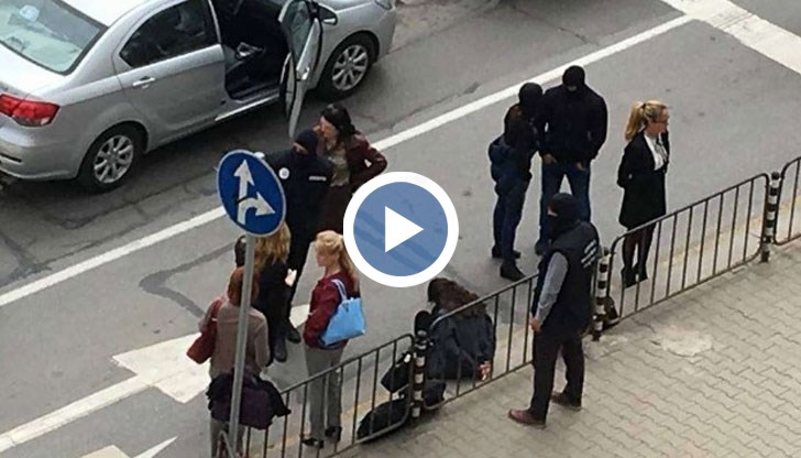 Десислава Иванчева е спипана с 70 000 евро по предварителна информация