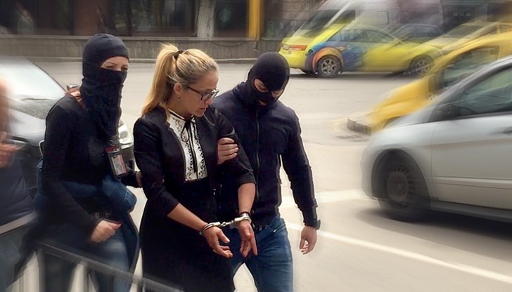 Действията на полицаите са в нарушение на закона Действията на полицаите са в нарушение на закона