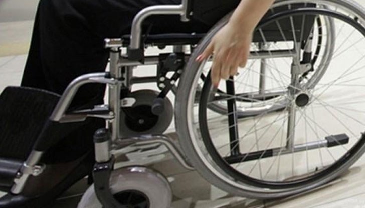 Намаляват разкарването на хората по институции Намаляват разкарването на хората по институции