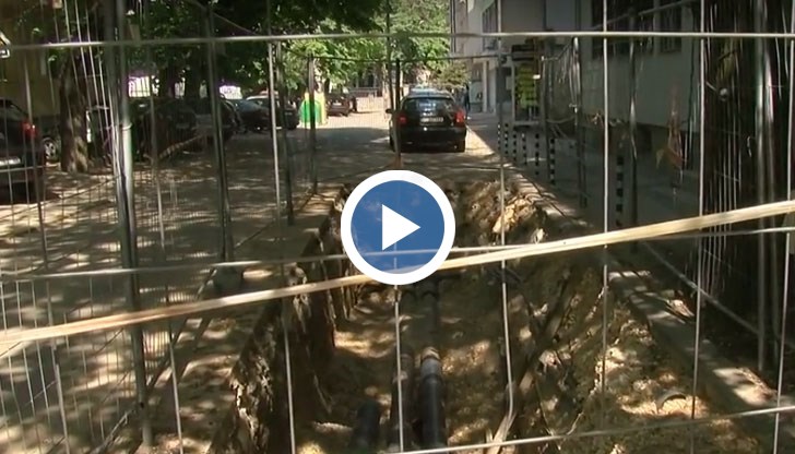 Ремонт на улици в централната част на Русе струва на шофьорите много нерви и неудобства