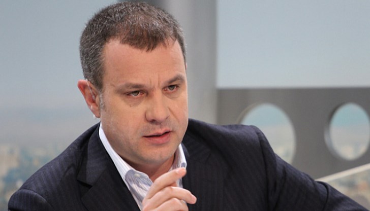 И ако имате консерви с маринована цаца, но срокът им изтича, моля ви не правете салата „Морска градина"