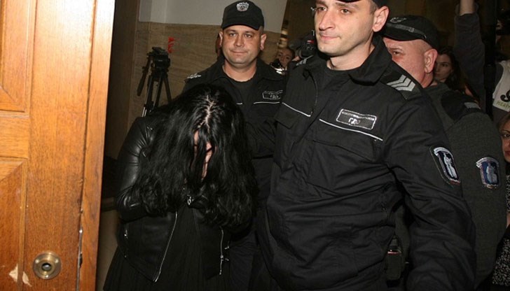 Жената е изключително съсипана и преживява случилото се много тежко