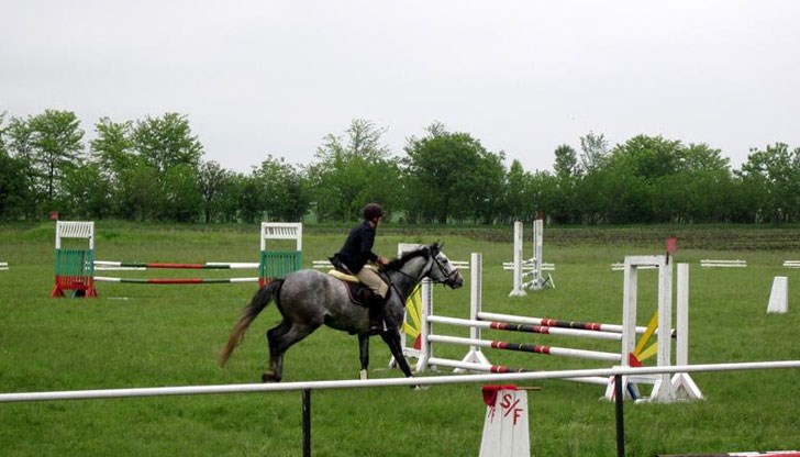 От 1 май до 3 май на Русенския хиподрум ще се проведе Национален турнир по всестранна езда