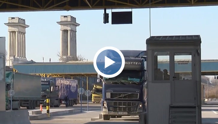 30 хиляди автомобила минават границата при Русе