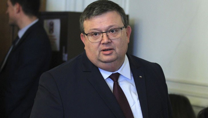 Това заяви главният прокурор Сотир Цацаров по време на извънредно изявление във връзка с искането за екстрадиране на българския гражданин Желяз Андреев Това заяви главният прокурор Сотир Цацаров по време на извънредно изявление във връзка с искането за екстрадиране на българския гражданин Желяз Андреев