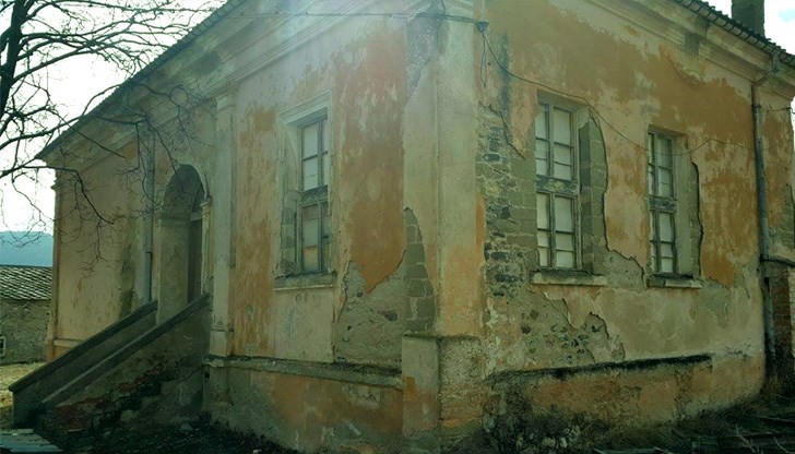 Възможно ли е да се спасят стари сгради в обезлюделите села у нас