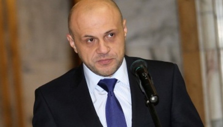 Вече не се изисква свидетелство за съдимост на неосъждани лица, но промяната не се спазва