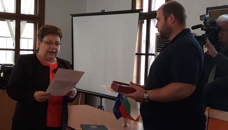 Радвам се, че помогнах. По-късно разбрах, че е било въпрос на минути дали ще оцелее, сподели Айхан