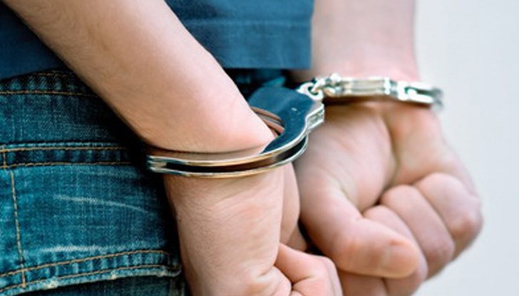 20-годишният младеж е задържан в Ботевград