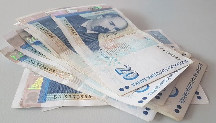 Пет пъти е разликата между най-високо и най-ниско платените сектори у нас Пет пъти е разликата между най-високо и най-ниско платените сектори у нас