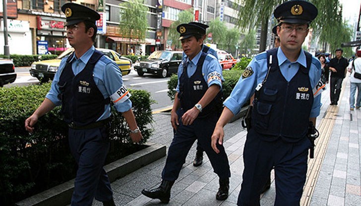 След бягството била открадната и кола, а собственикът й получил бележка с уверение, че тя няма да бъде повредена След бягството била открадната и кола, а собственикът й получил бележка с уверение, че тя няма да бъде повредена