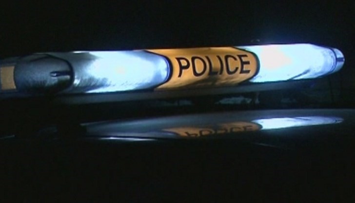 Гранични полицаи спрели лек автомобил „Рено“ тази нощ към 03:40 часа