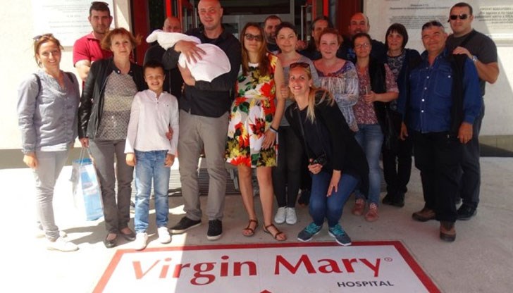 Стотици души дариха кръв за Маргарита, която отключи смъртоносен синдром по време на раждане на малкия Емануел