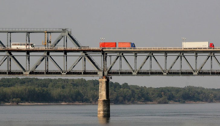 Махат старото осветление и монтират над 100 нови енергоефективни осветителни тела