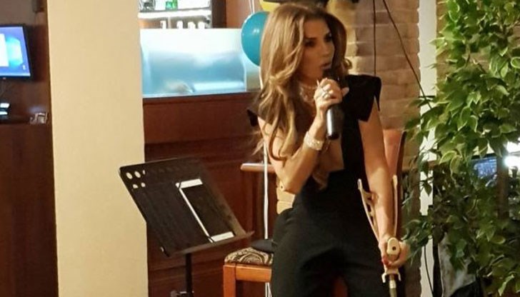 Певицата блъснала пешеходец