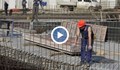 В Русе спряха строителен обект заради необезопасени плочи и стълбища