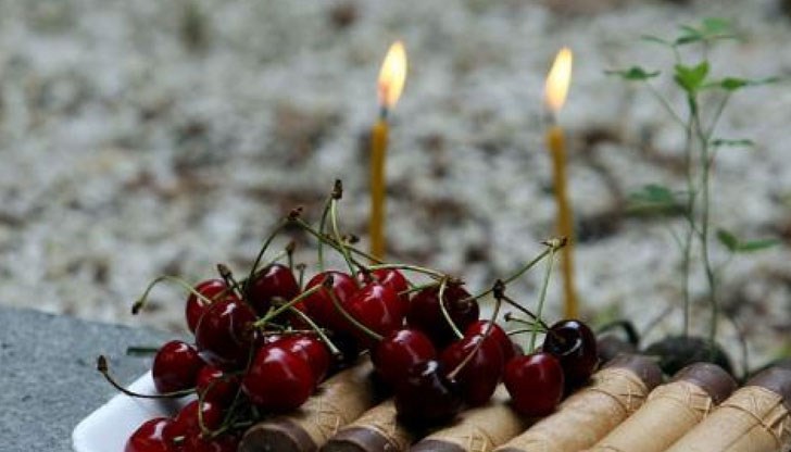 Вратите на рая се отварят днес и душите на мъртвите се прибират