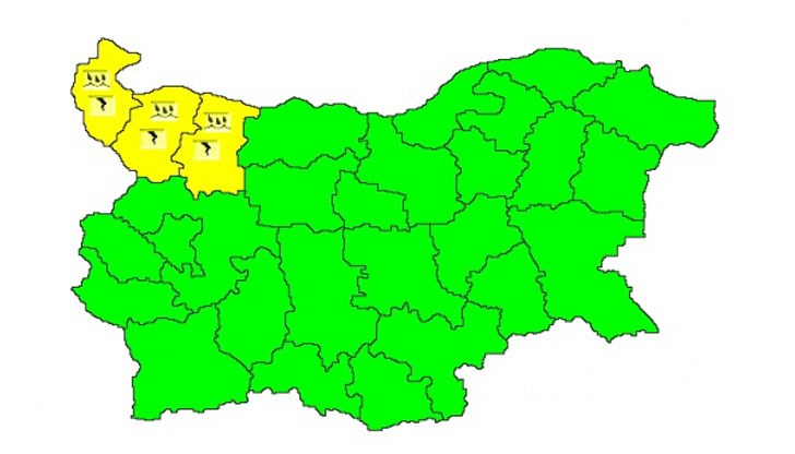 Очакват се интензивни валежи, гръмотевични бури и градушки Очакват се интензивни валежи, гръмотевични бури и градушки