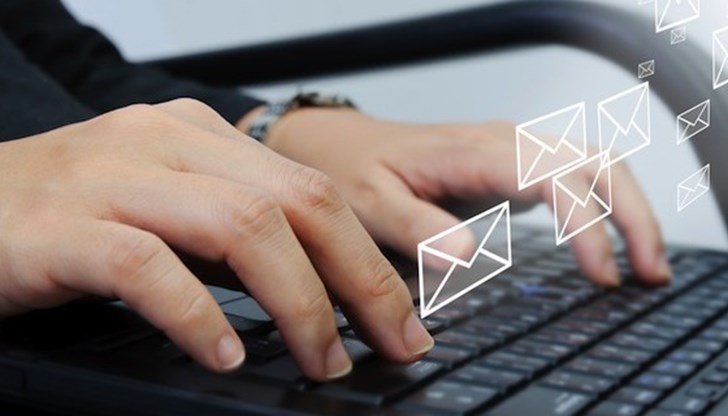 Електронната поща ще се ползва и за заповеди, молби за отпуска, болнични