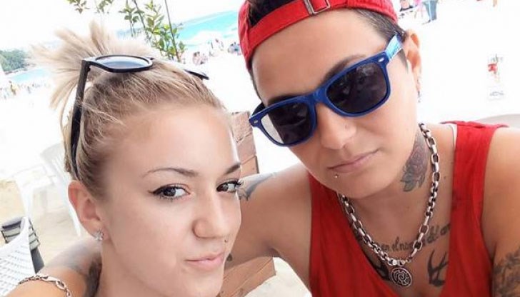 Венчавката на двете дами се състоя преди дни в Русе