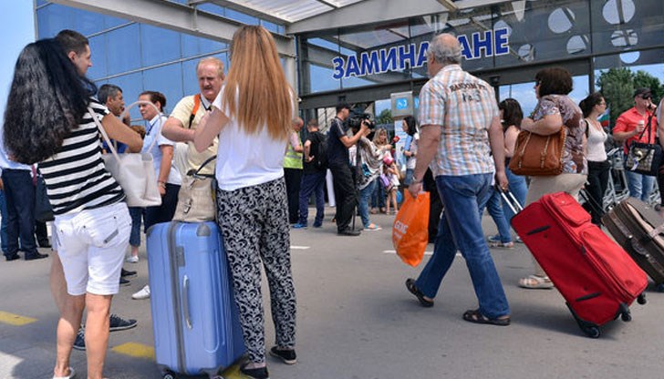 Отпадат 19 вида документи, които досега трябваше да се предоставят на хартиен носител