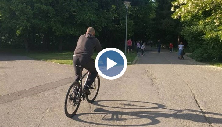 В сряда вечерта младият мъж помел детето, след което избягал