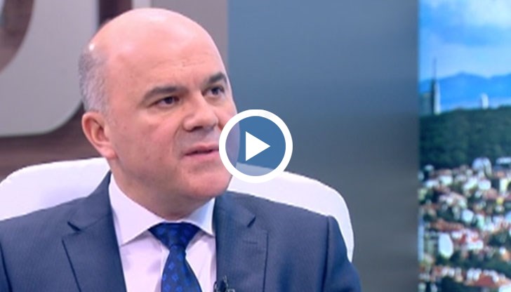 Средната пенсия ще се увеличи с близо 14 лева, заяви социалният министър