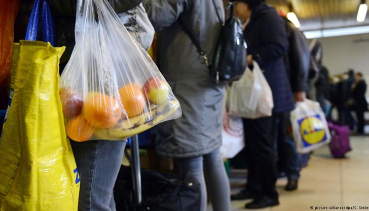 Живот в бедност и самота Живот в бедност и самота