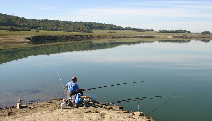 Забраниха риболова с мрежени уреди във вътрешните водоеми