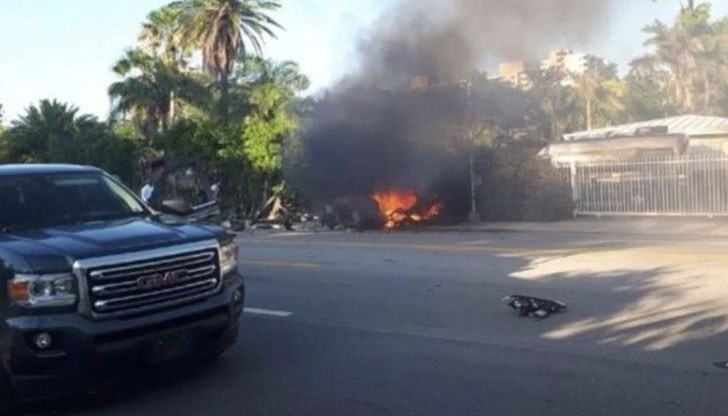 При пътния инцидент автомобилът се блъска и самозапалва