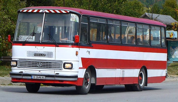 Някогашният проспериращ завод, който е давал работа на над 2000 души тъне в печал и разруха Някогашният проспериращ завод, който е давал работа на над 2000 души тъне в печал и разруха