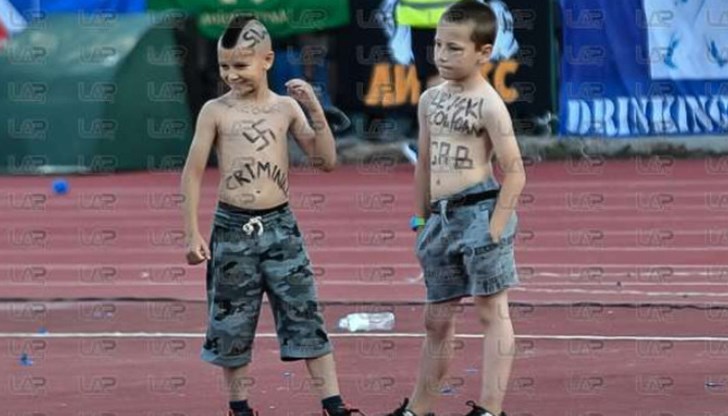 Децата бяха видени и заснети на мача за Купата между Левски и Славия Децата бяха видени и заснети на мача за Купата между Левски и Славия