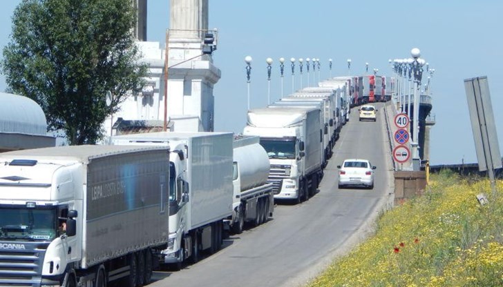 Обработката на товарни превозни средства се извършва автоматизирано на "Дунав мост"