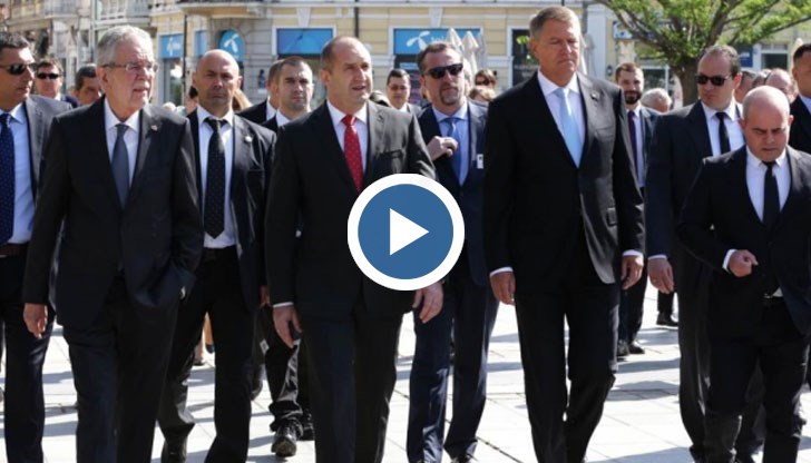 Румен Радев показа Малката Виена на Клаус Йоханис и Александър ван дер Белен