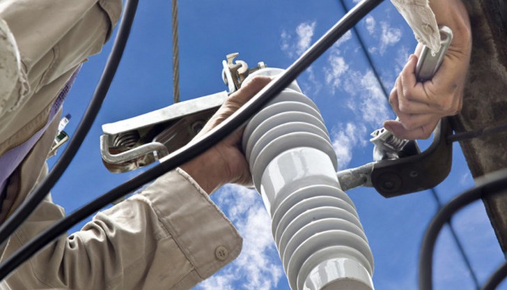 Колегата му се опитал да го хване, но също паднал Колегата му се опитал да го хване, но също паднал