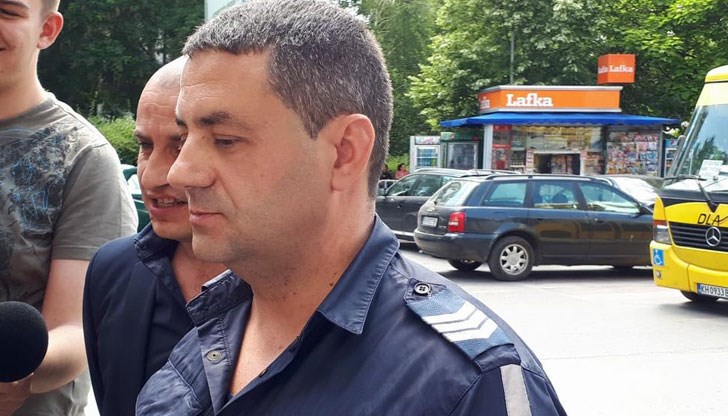 Бащата скача на инспектор Миладинов след като синчето му предизвиква пътен инцидент