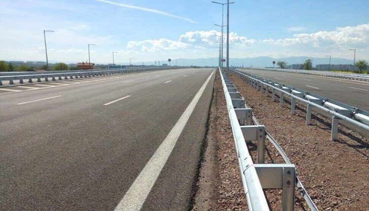 Причината е полагане на асфалт